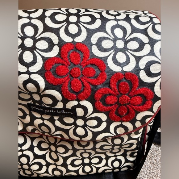 Petunia Pickle Bottom - baby bag - from Nordstrom - Picture 2 of 12